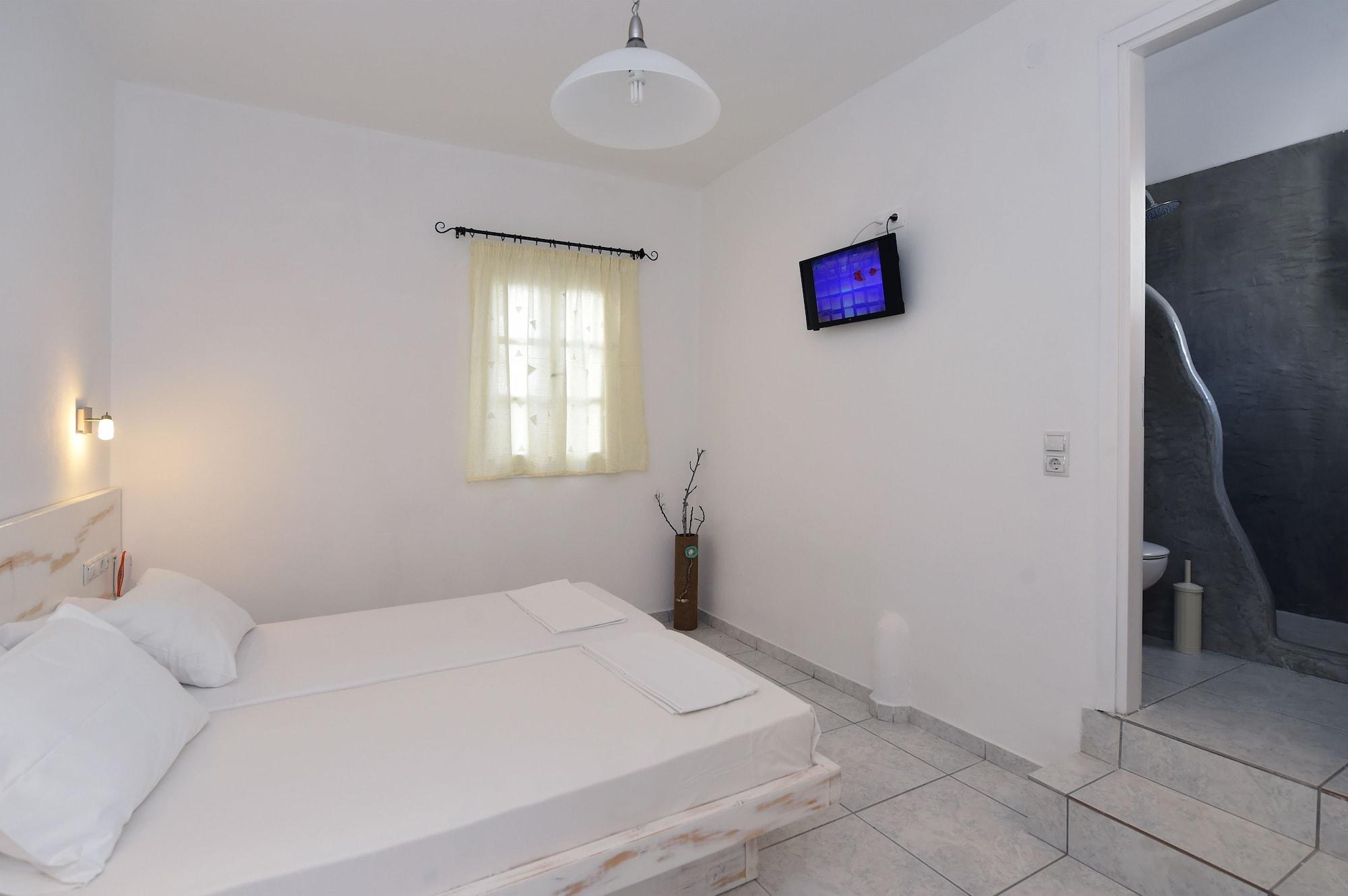 Porto Naoussa (Adults Only) Hotel Exterior photo